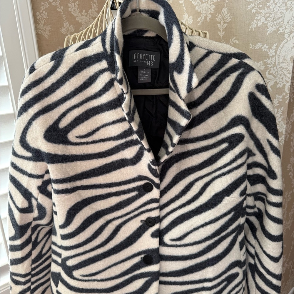 Lafayette 148 New York Black and White Zebra Print Women's wool jacket